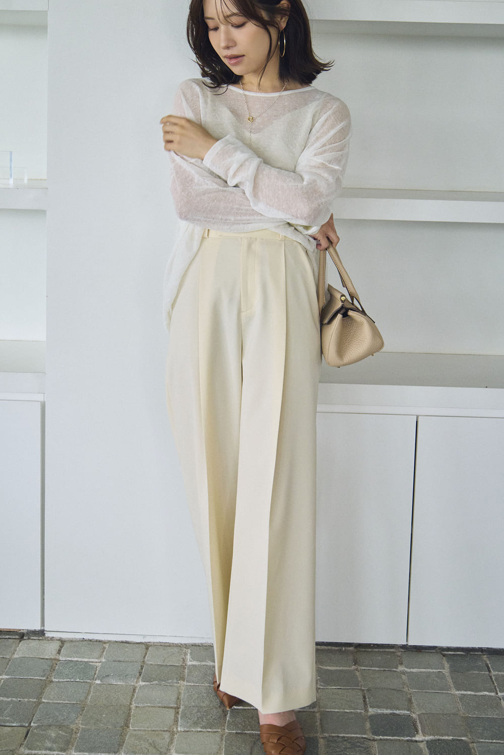 look02-left__img