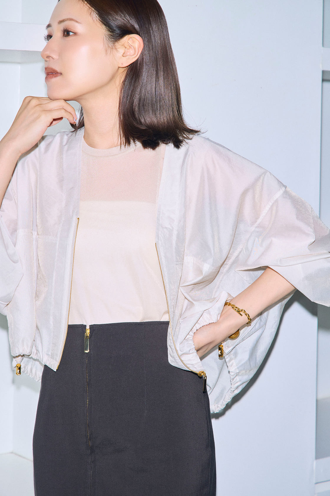 look05-left__img