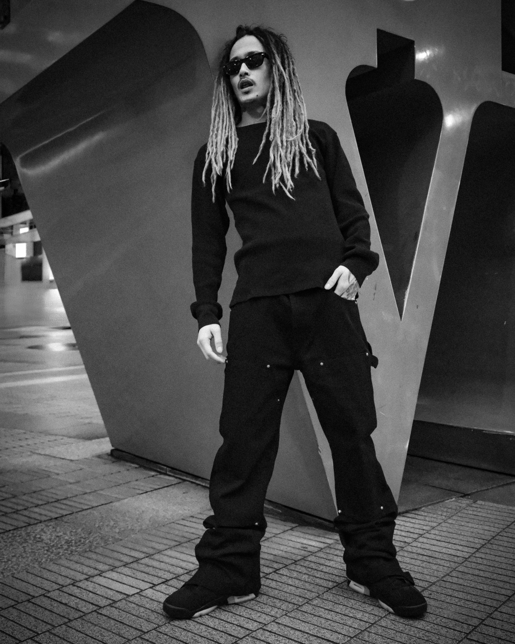 商品を身につけた人物画像