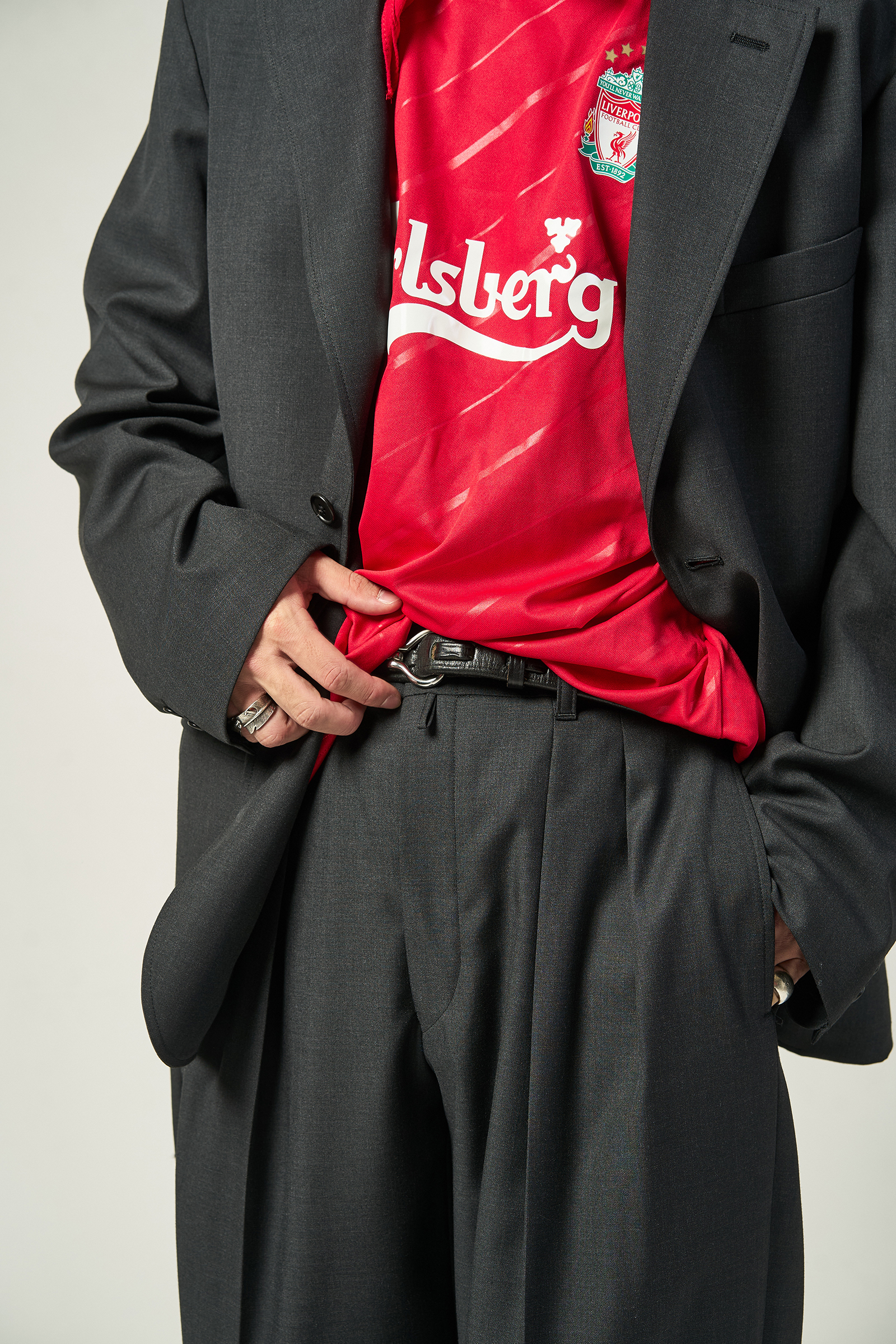 LOOK 03