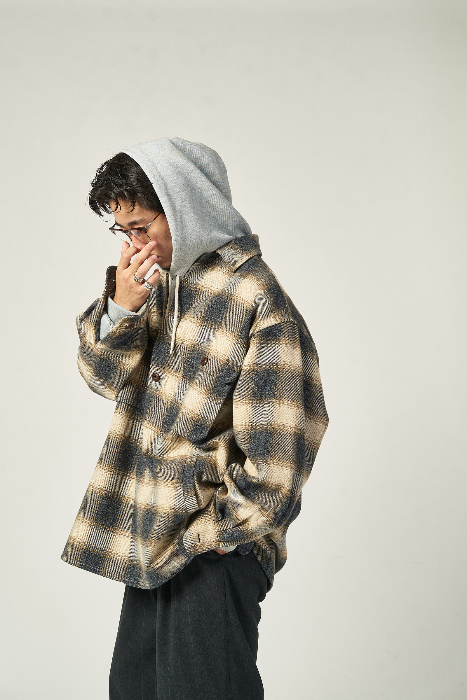 LOOK 05