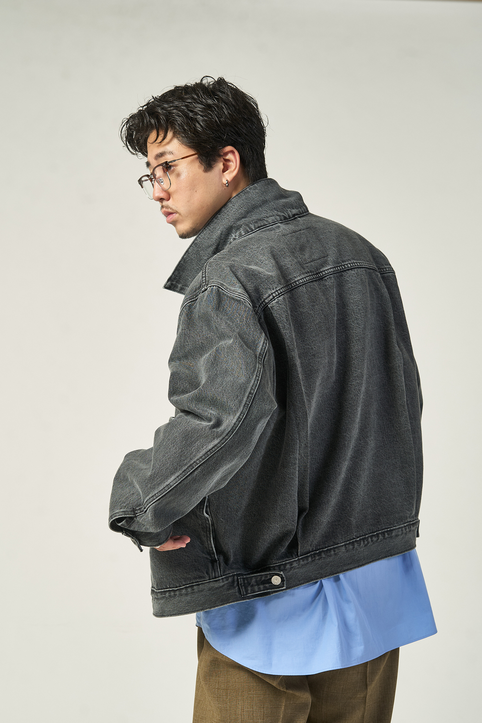 LOOK 13