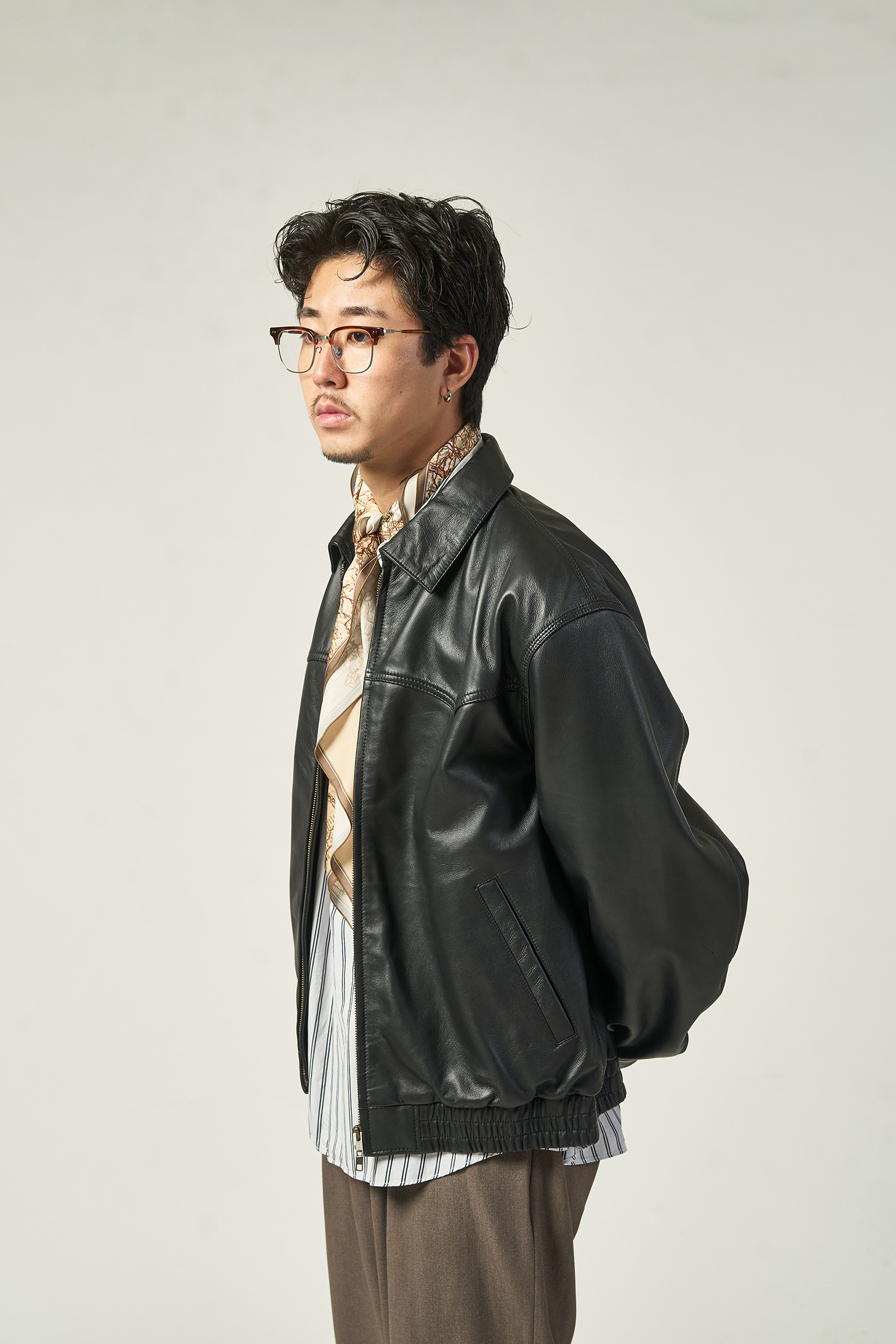 LOOK 16