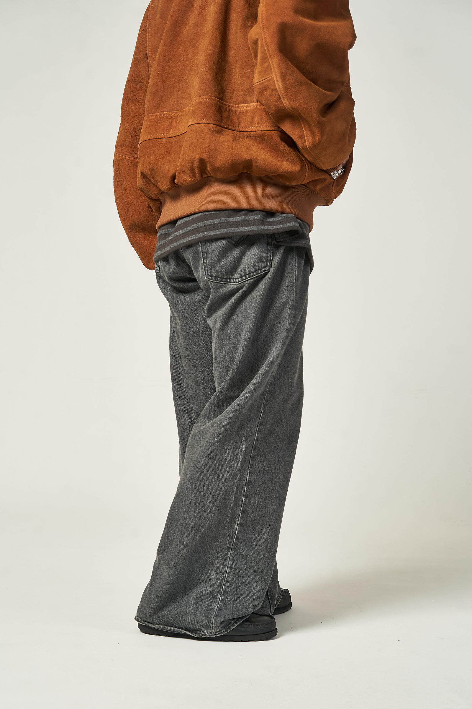 LOOK 17