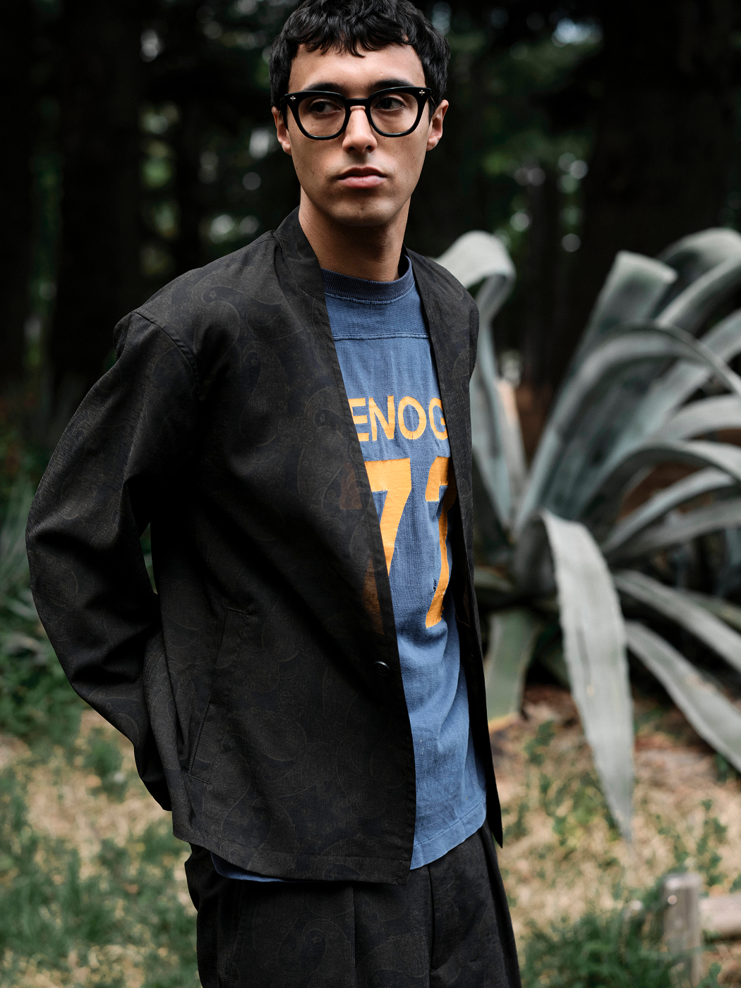 LOOK 03