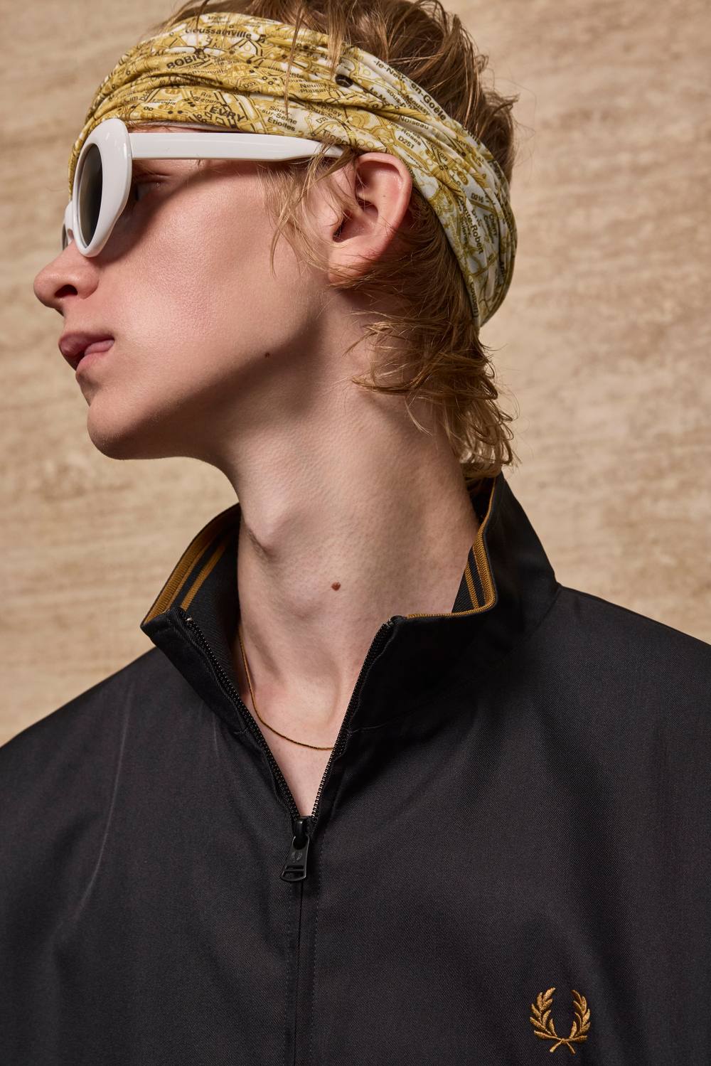 LOOK 17